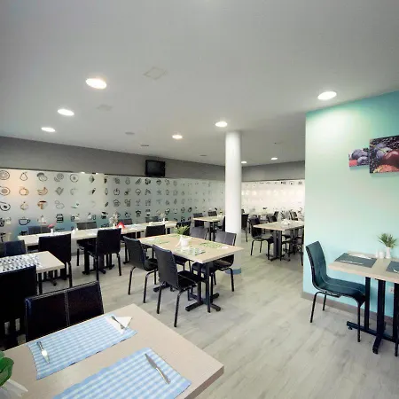 Atrium Hotel 3*